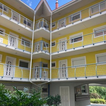 Libellula Apartman ヘーヴィーズ エクステリア 写真