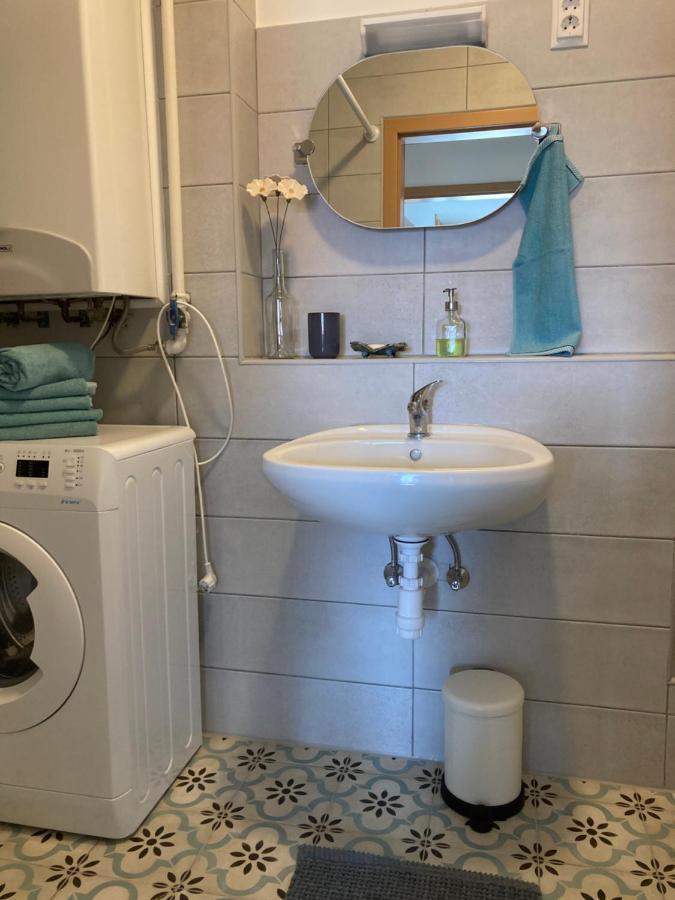 Libellula Apartman ヘーヴィーズ エクステリア 写真